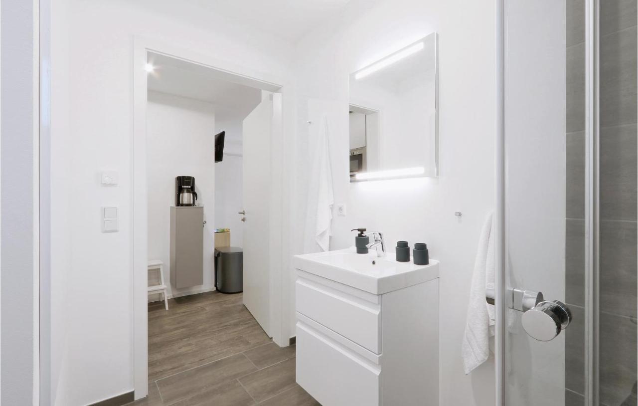 Awesome Apartment In Lembruch-Duemmer See Zewnętrze zdjęcie