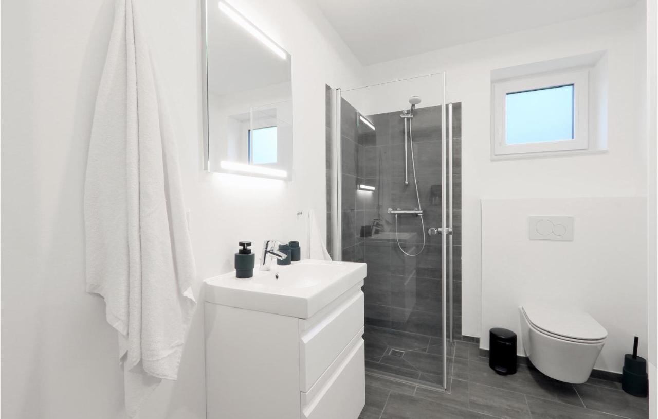 Awesome Apartment In Lembruch-Duemmer See Zewnętrze zdjęcie